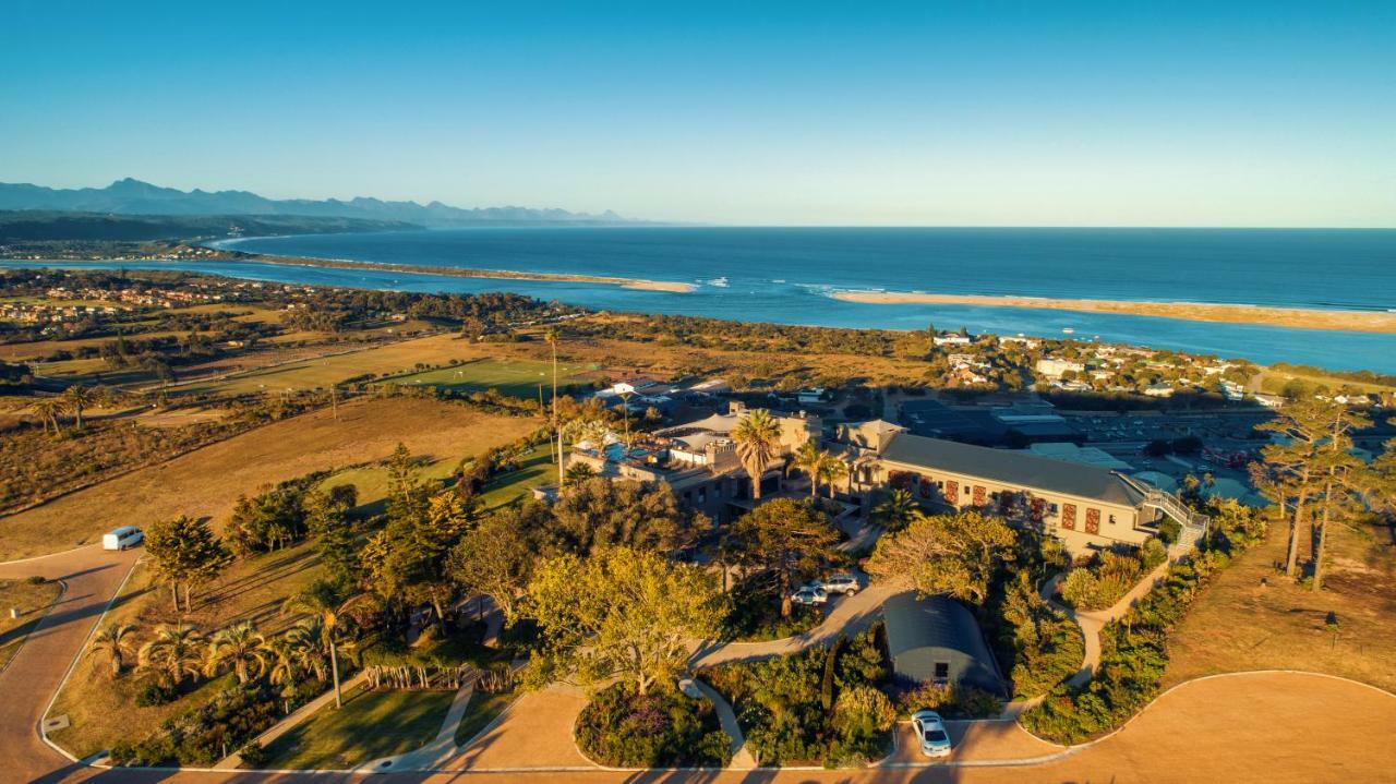 Sky Villa Boutique Hotel By Raw Africa Collection Plettenberg Bay Luaran gambar Aerial view of the campus